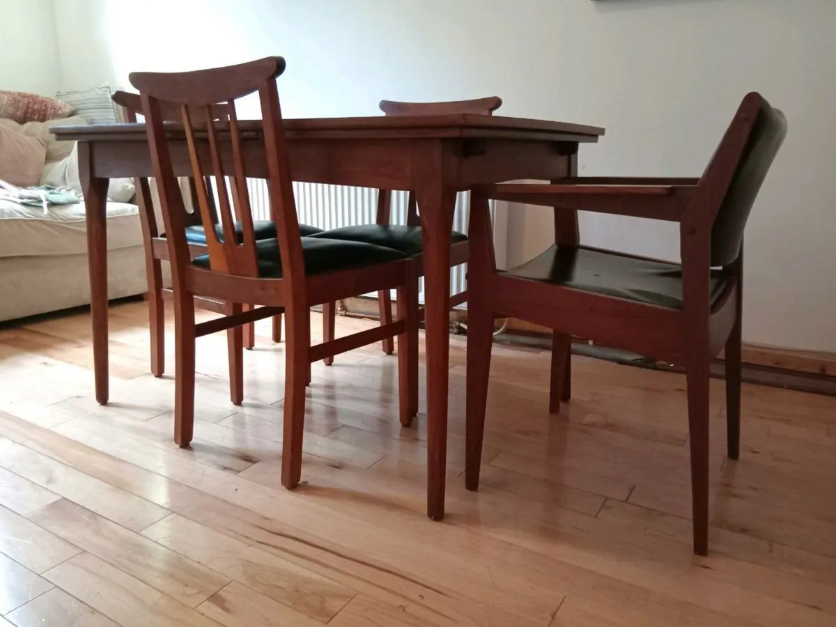 mid century teak dining set drawleaf black leather - Image 1