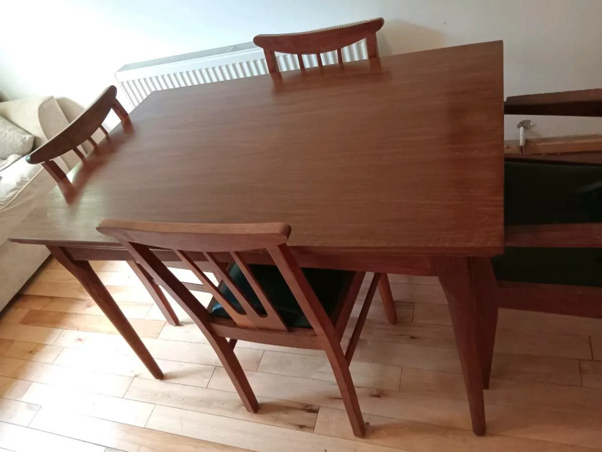 mid century teak dining set drawleaf black leather - Image 4