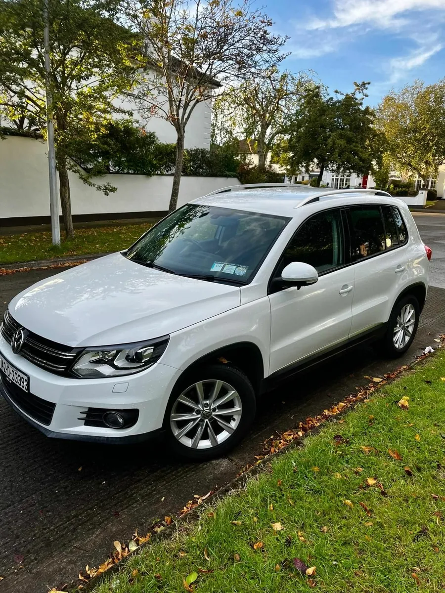142 VW TIGUAN - SUPERB CONDITION SUPER LOW MILAGE - Image 1