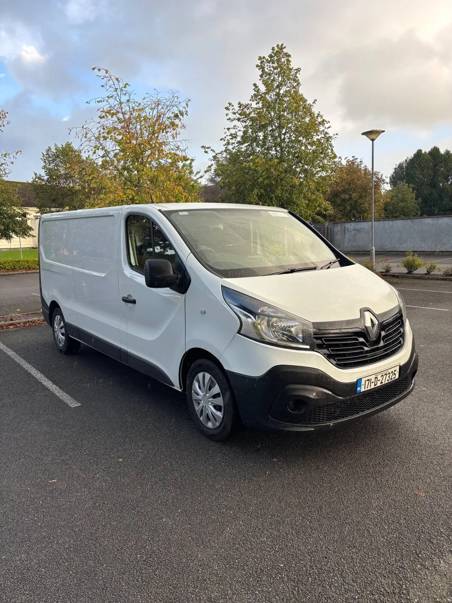 Renault Trafic 2017 - Image 1