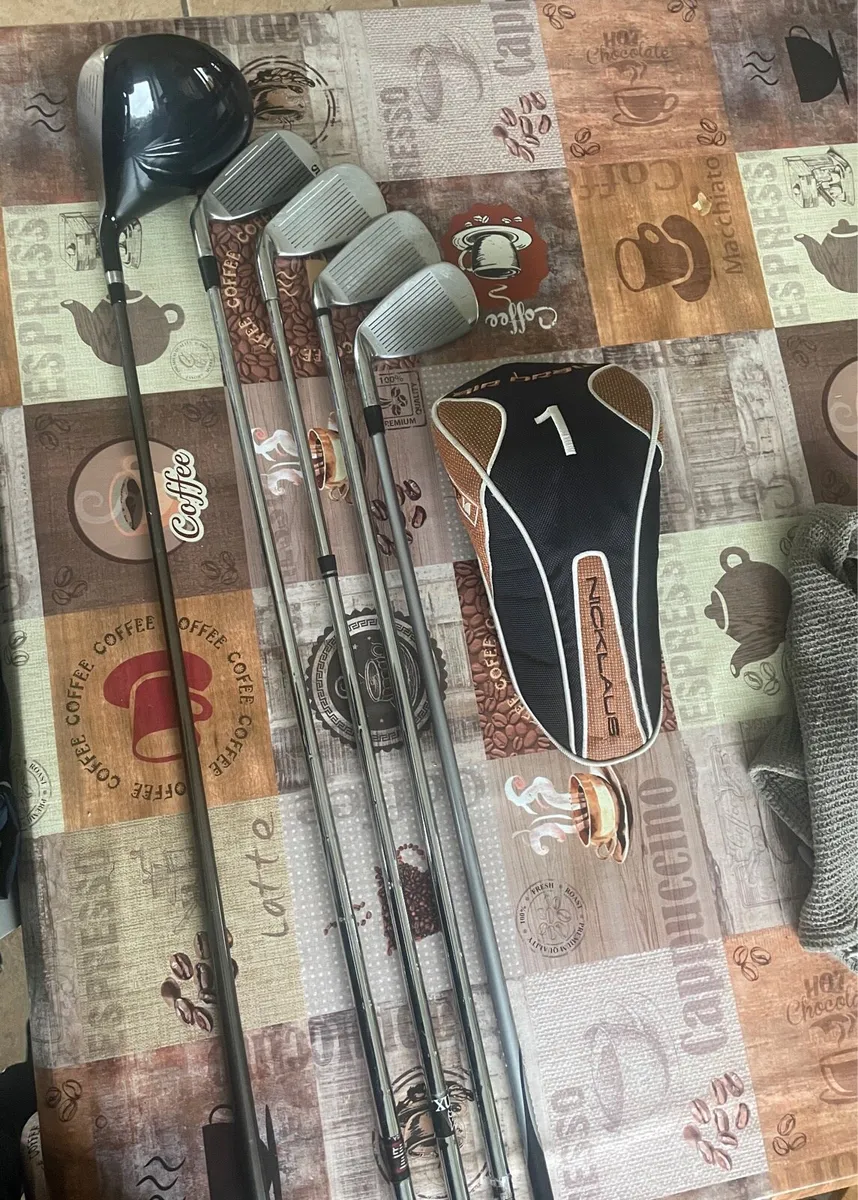 Golf clubs - Image 1