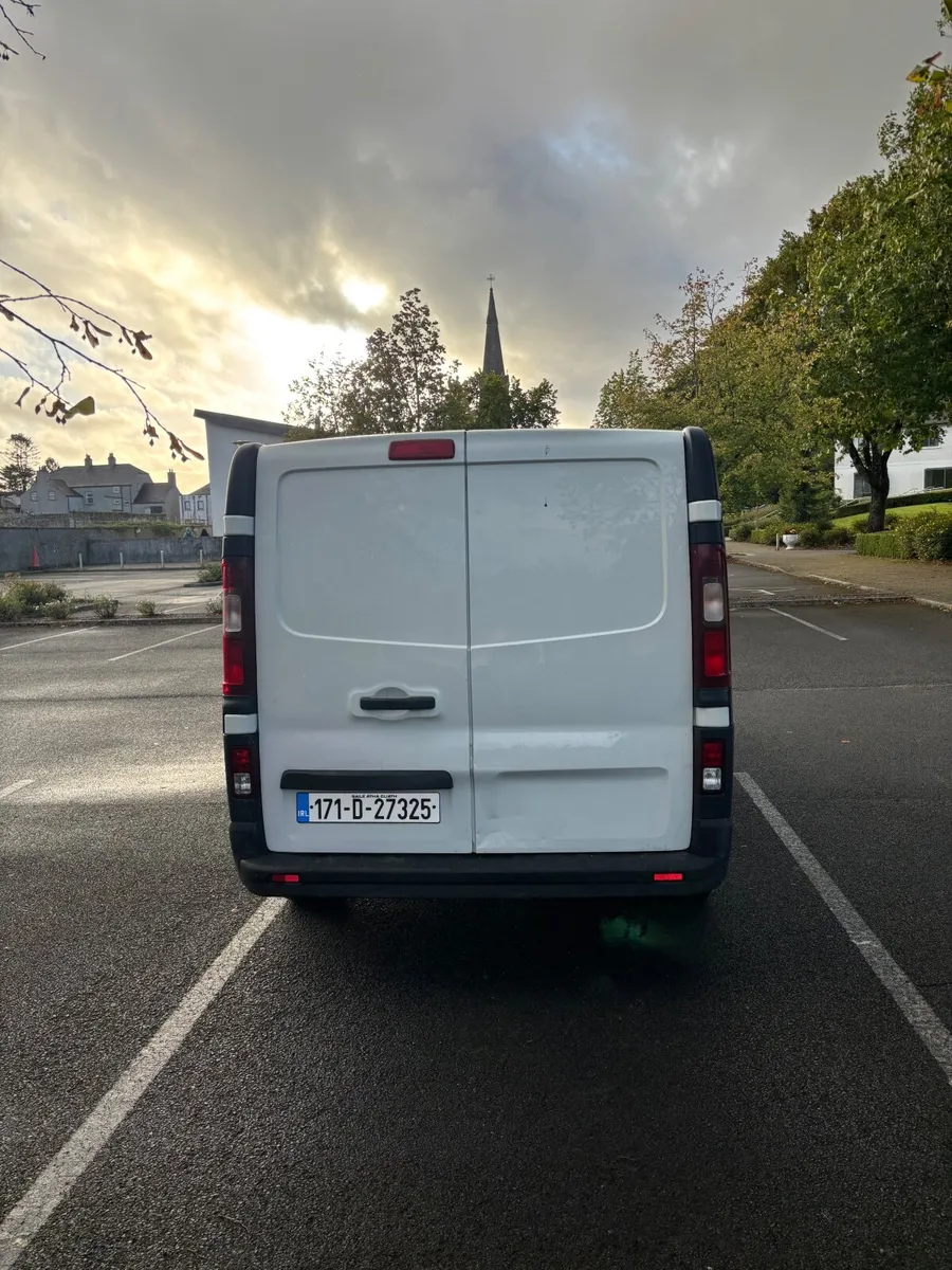 Renault Trafic 2017 - Image 4