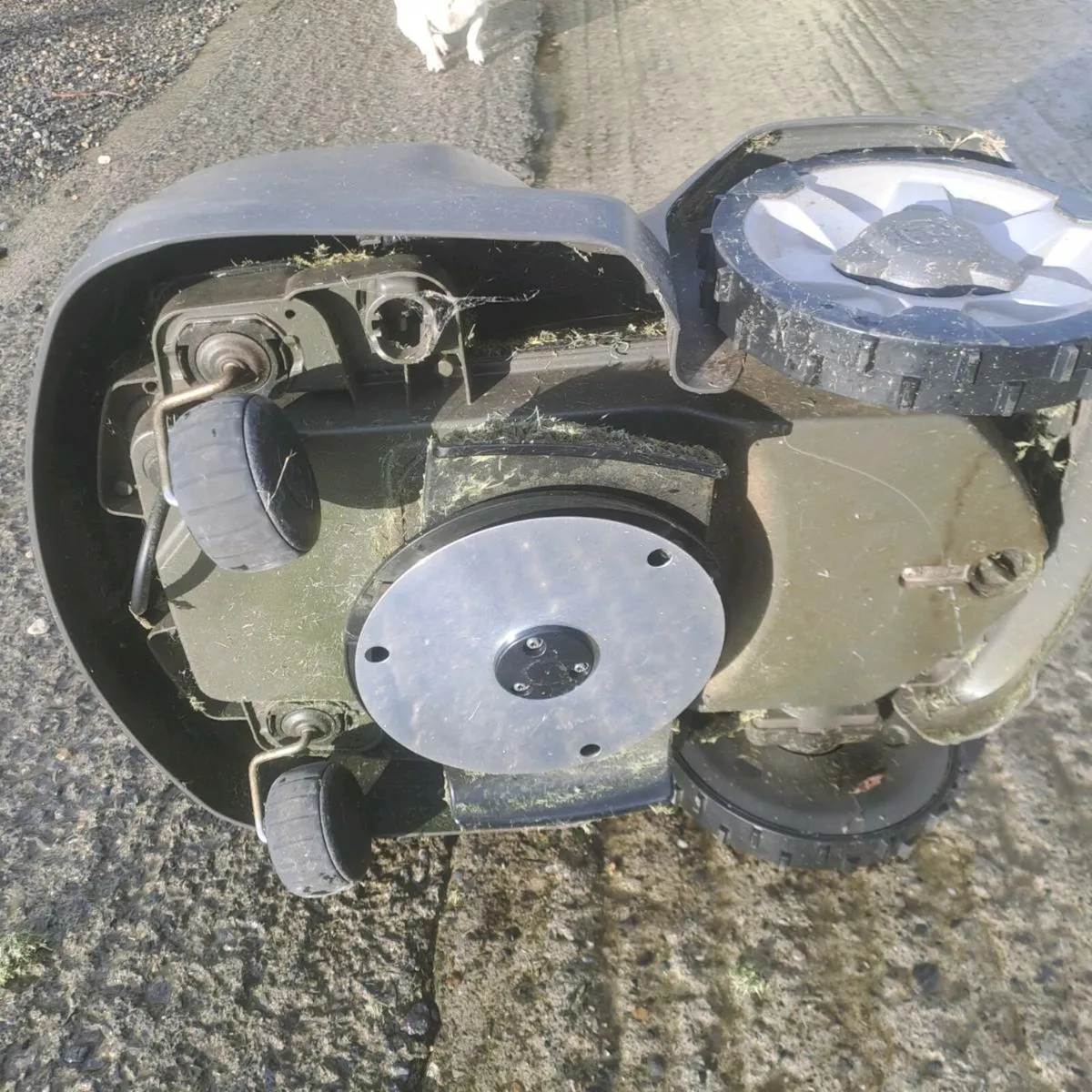Husqvarna automower 305 - Image 4