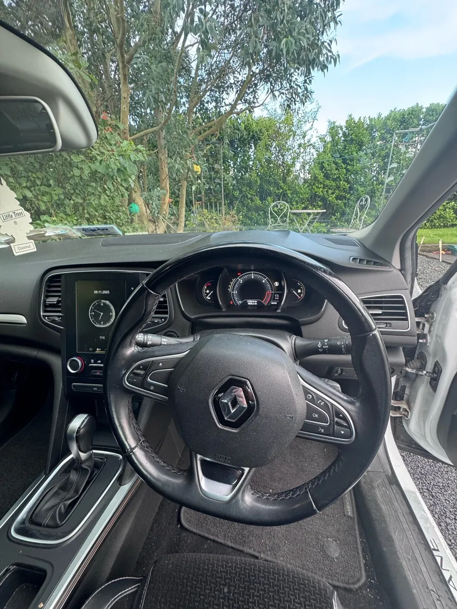 Renault Grand coupe signature - Image 3