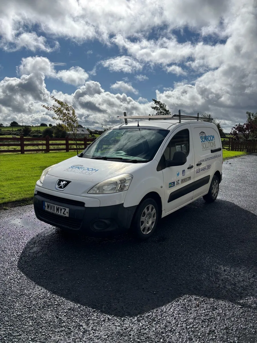 2011 Peugeot partner 200vrt (berlingo) - Image 1