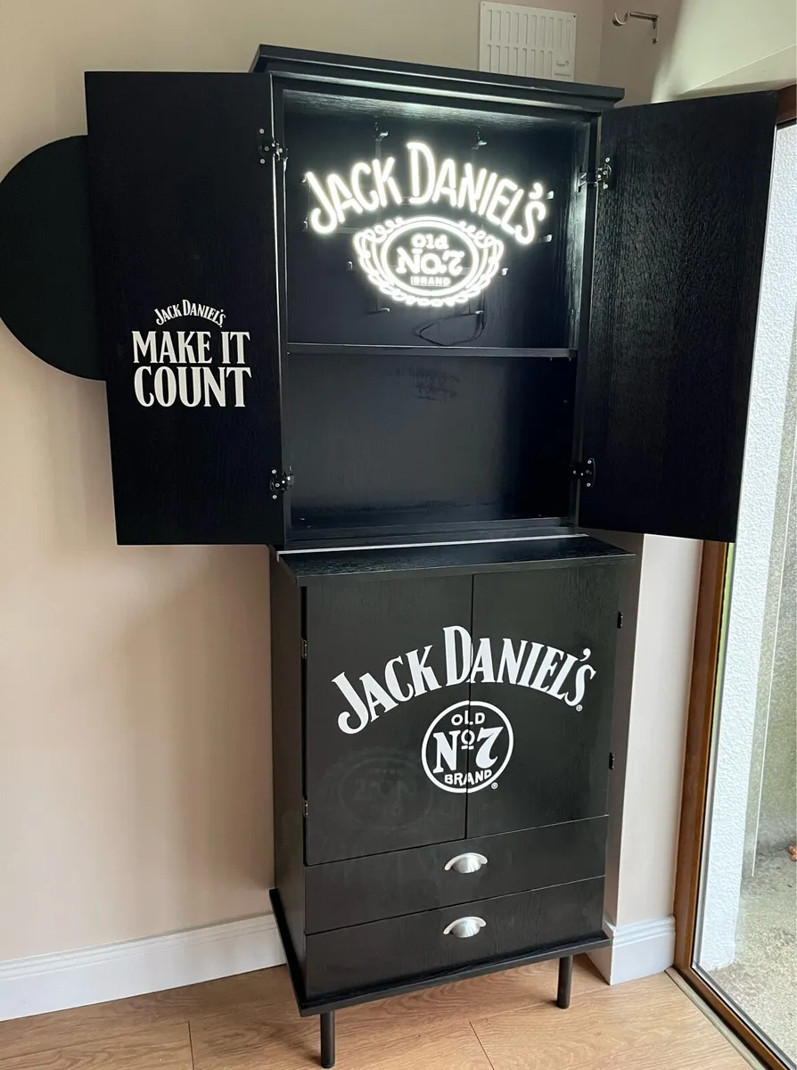 Dart Board and Cabinet - Image 3