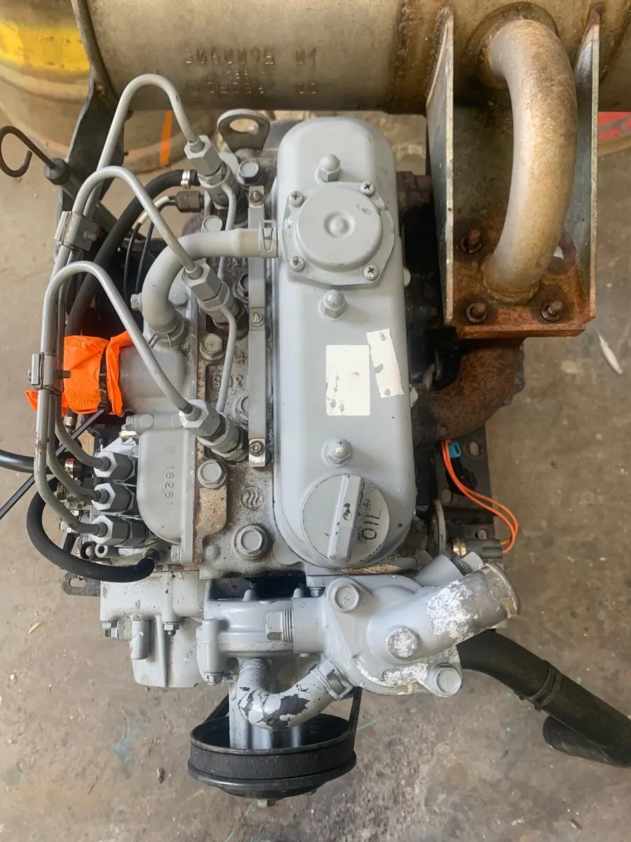 Kubota D 1105 engine - Image 1