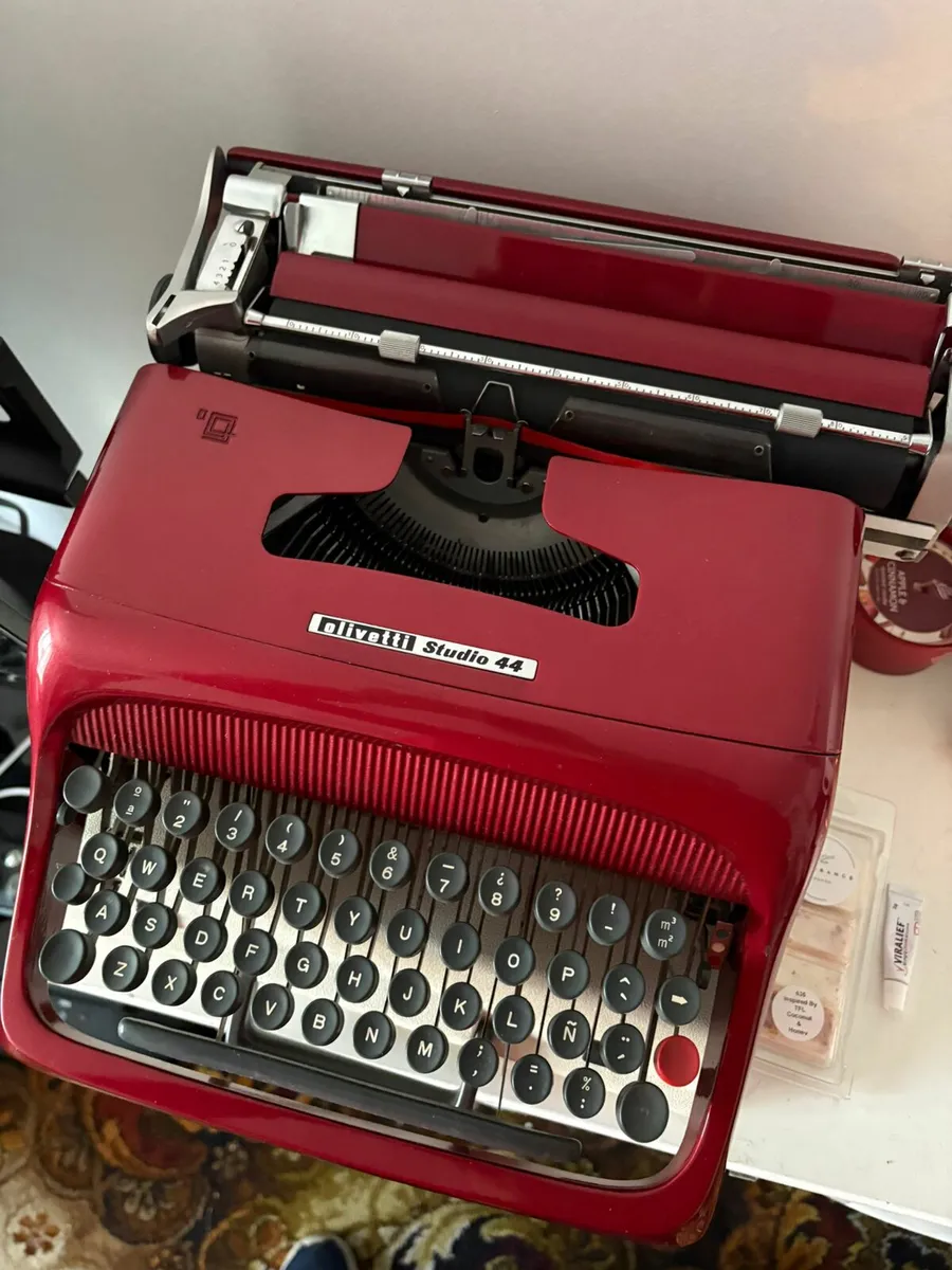 Typewriter - Image 1