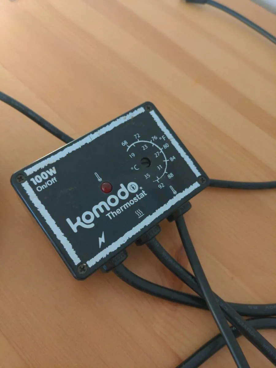 Komodo Thermostat 100W for Vivarium - Image 1