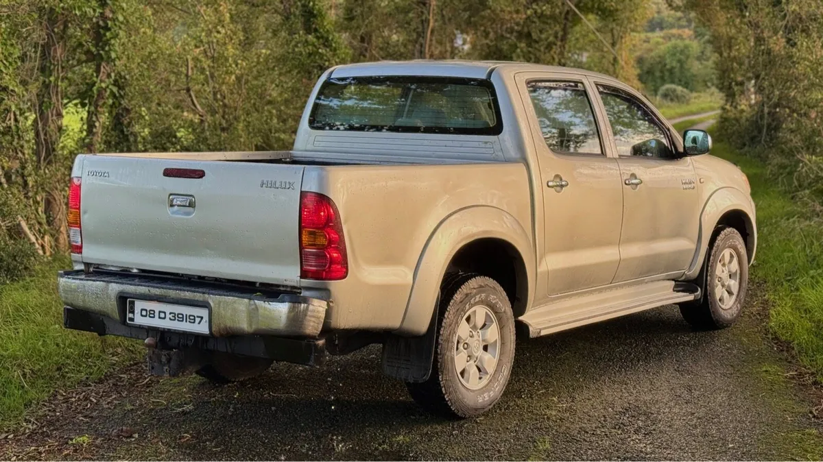 2008 Toyota hilux - Image 3