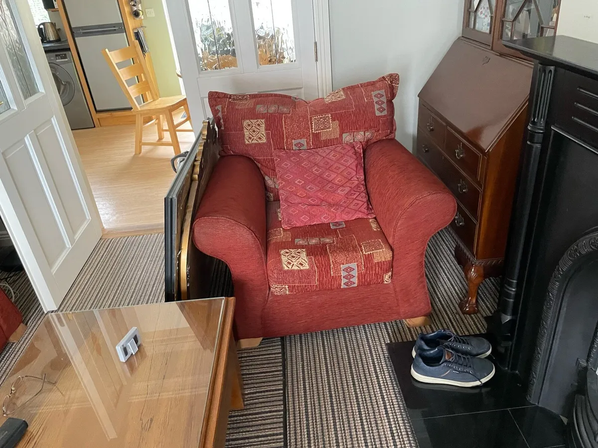 Couch 3 seater and 2 singles - Image 2