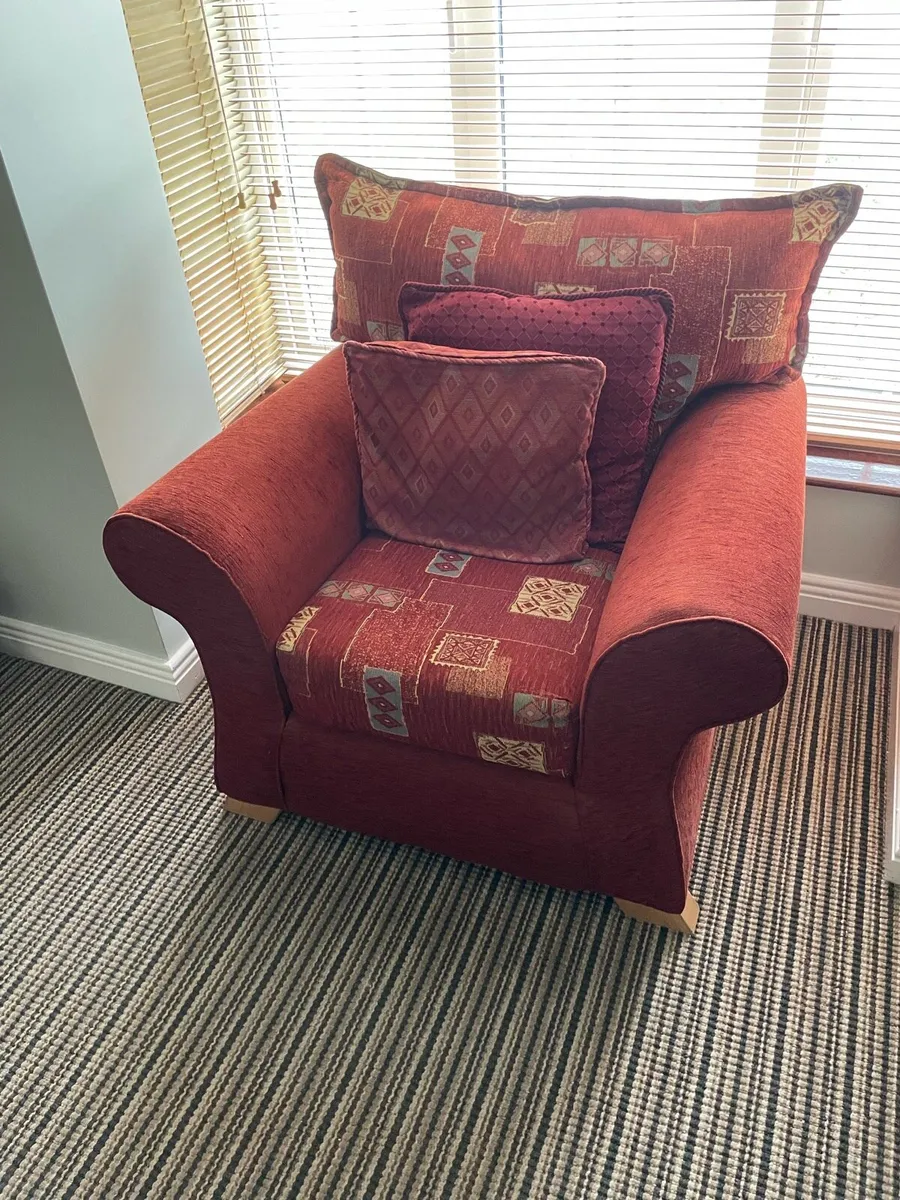 Couch 3 seater and 2 singles - Image 3