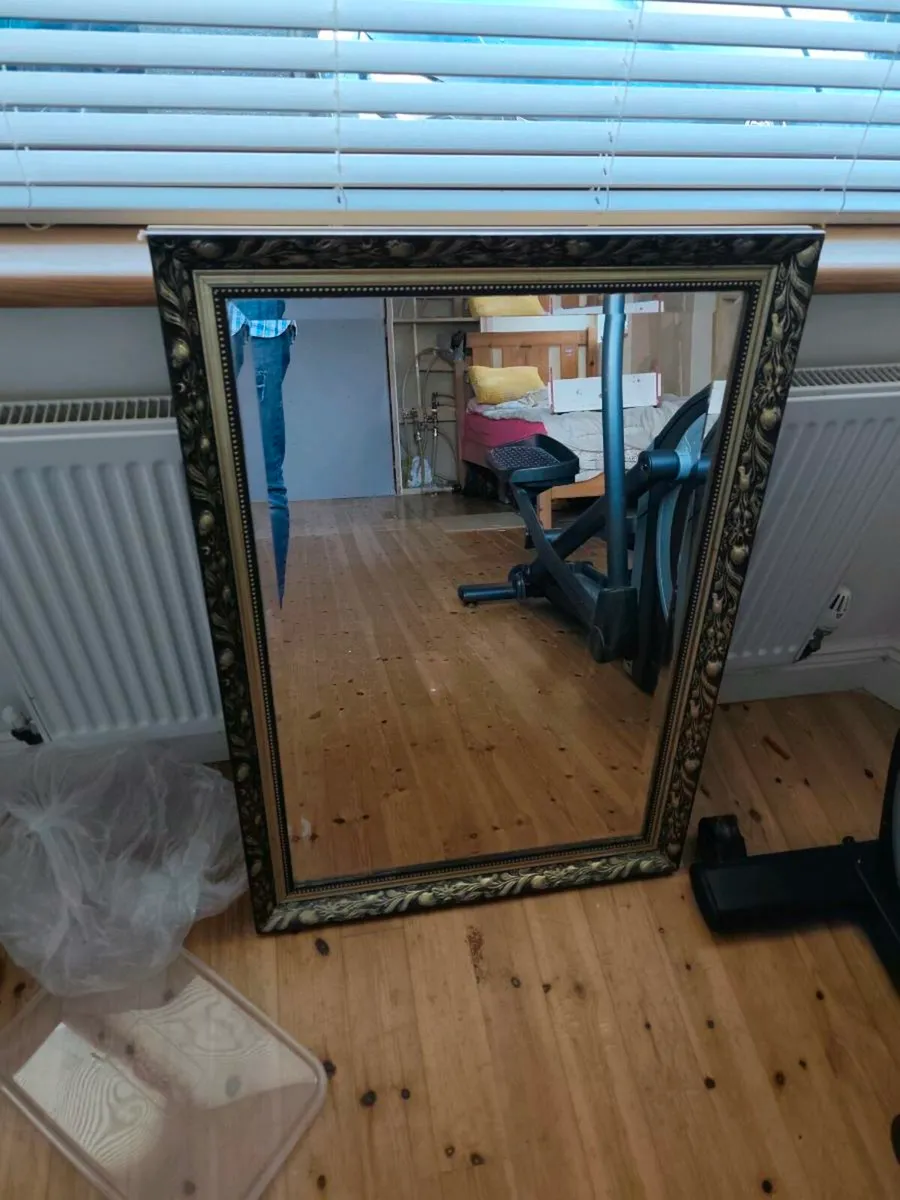 Mirror - Image 2