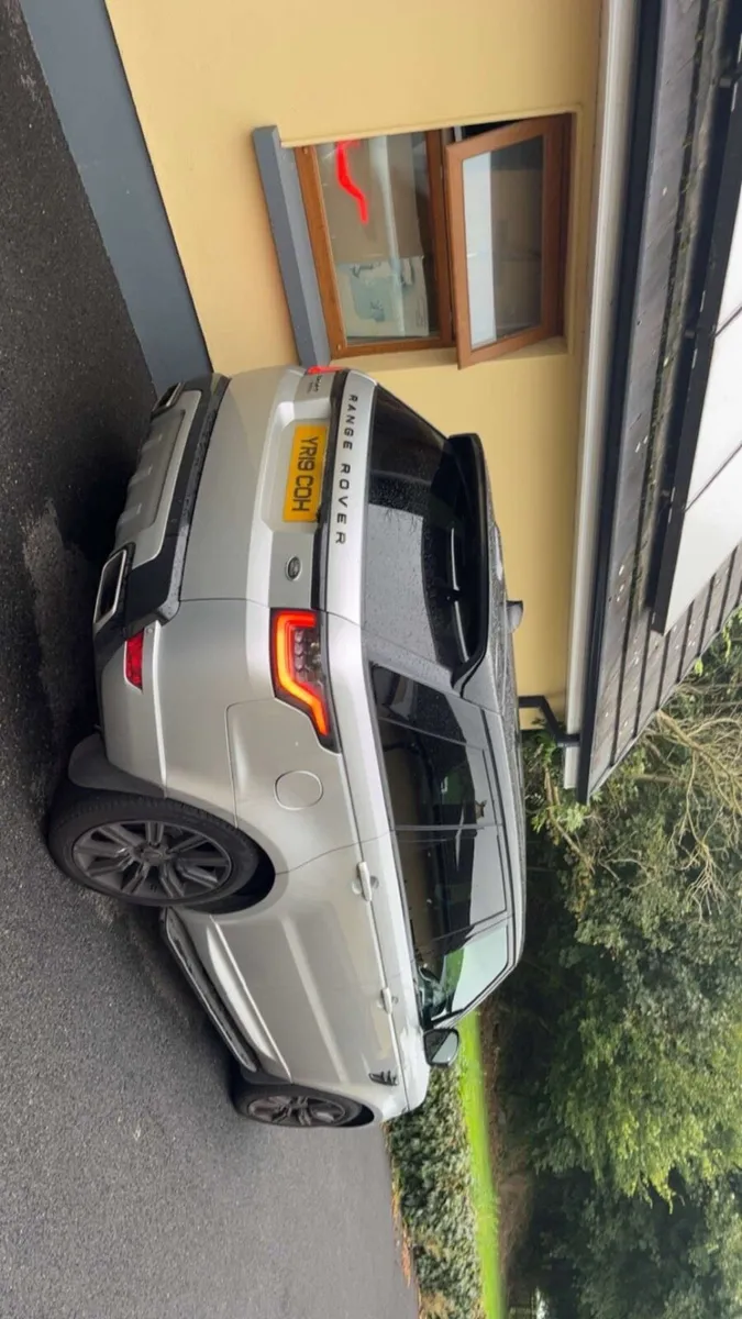 Land Rover Range Rover Sport SDV6 HSE - Image 4