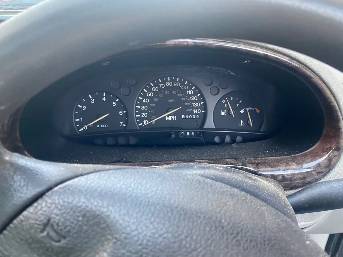 Ford Fiesta 1998 - Image 2