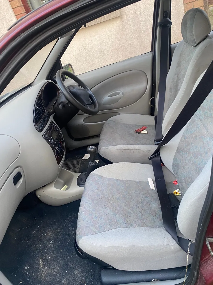 Ford Fiesta 1998 - Image 3
