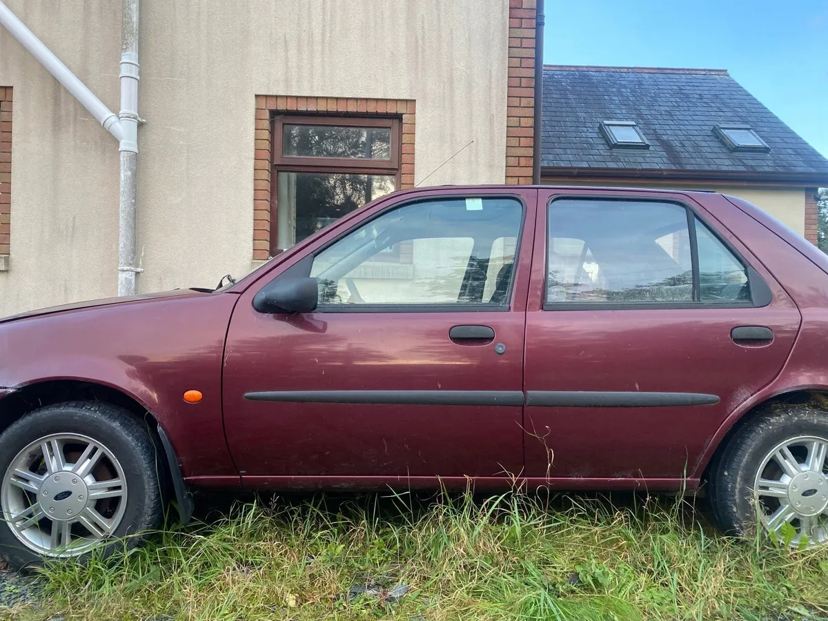 Ford Fiesta 1998 - Image 4