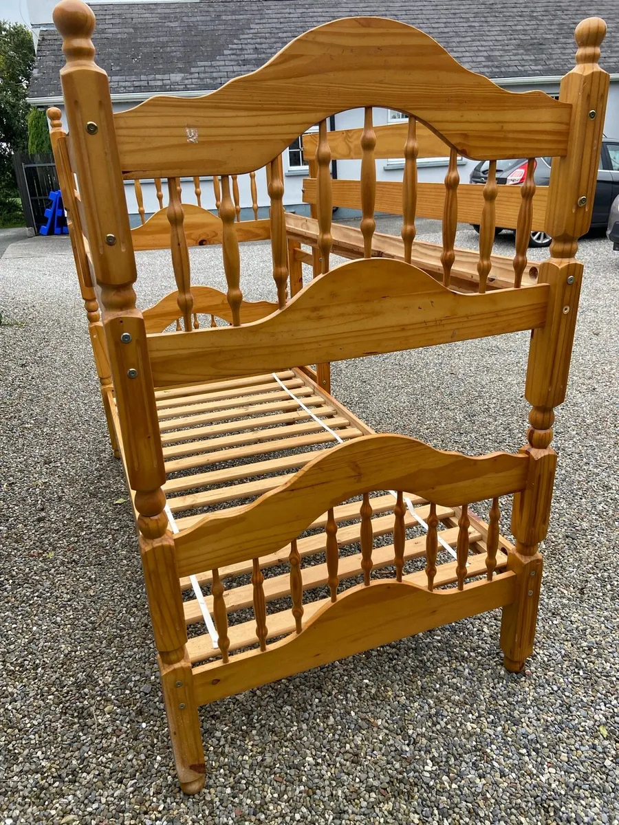 Pine single bunk beds - Image 1