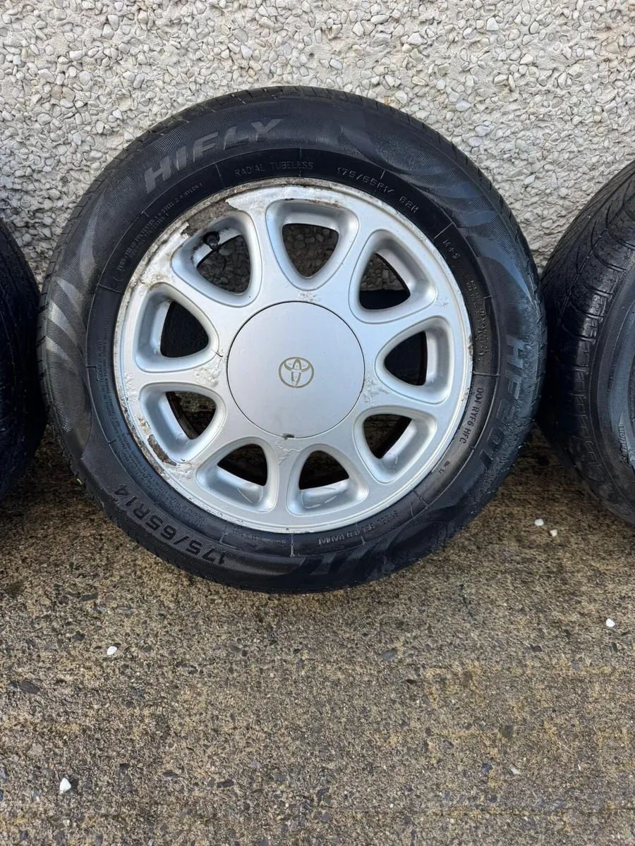 Toyota corolla gxi alloys - Image 4