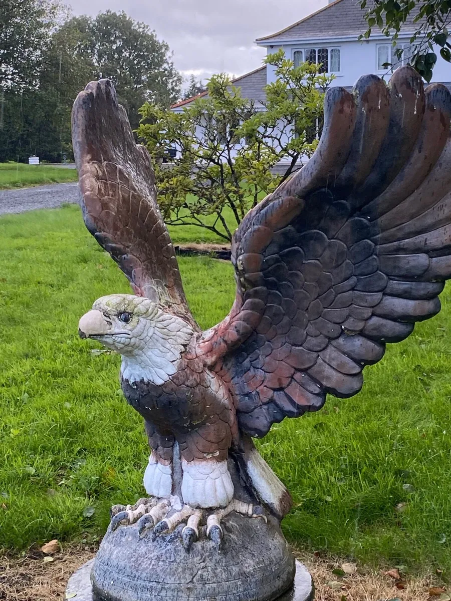 Garden Statue - Image 1