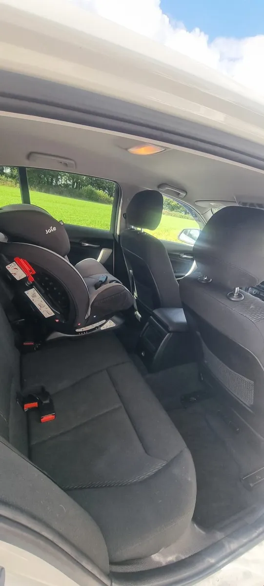 BMW 1-Series 2016 - Image 2