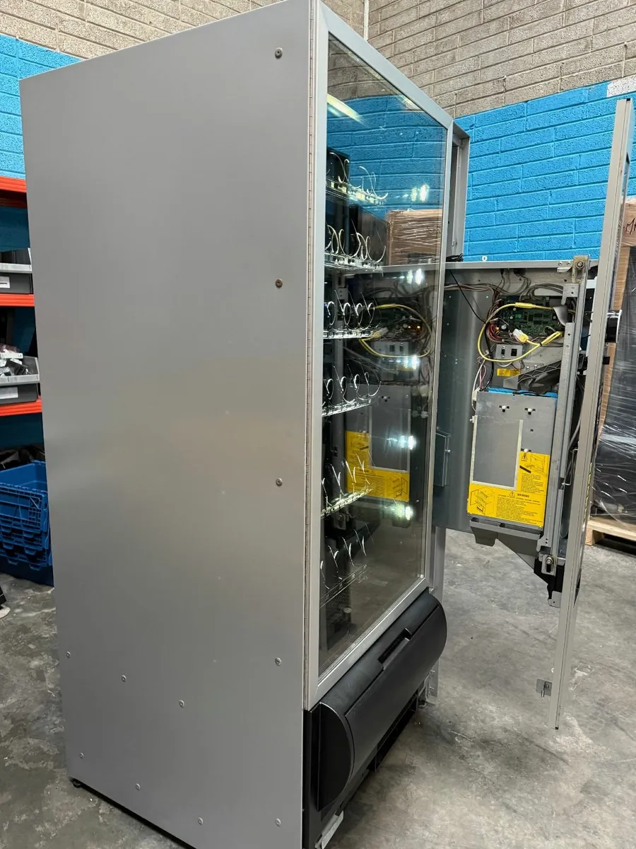 Vending Machine - Image 4