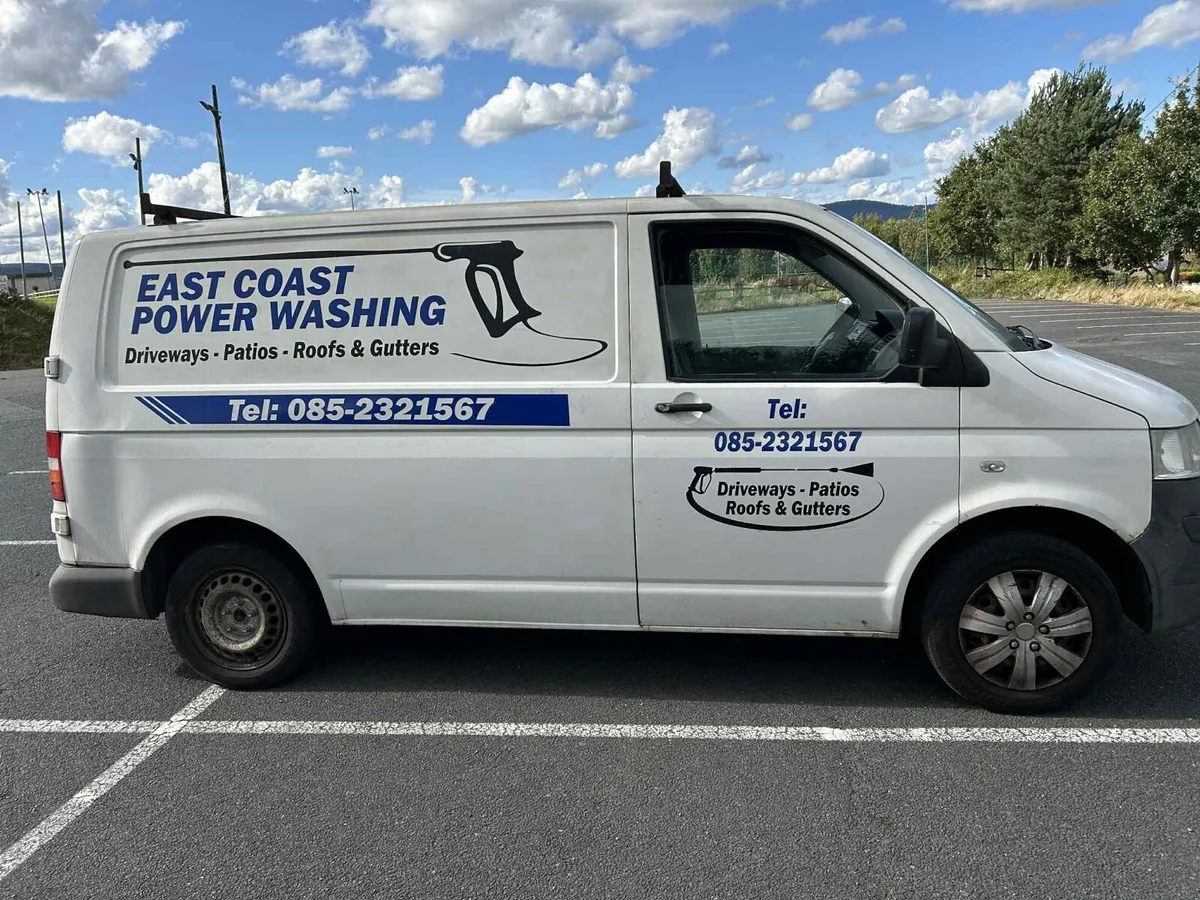 2009 Volkswagen transporter - Image 3