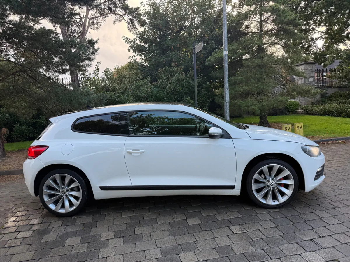 Volkswagen Scirocco 2012 1.4 TSI HIGHLINE - Image 3