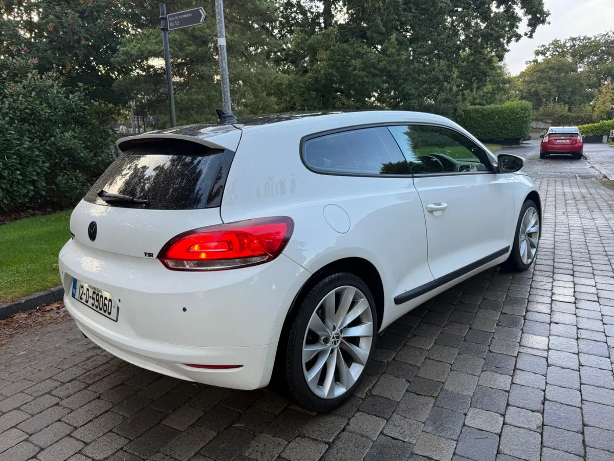 Volkswagen Scirocco 2012 1.4 TSI HIGHLINE - Image 4