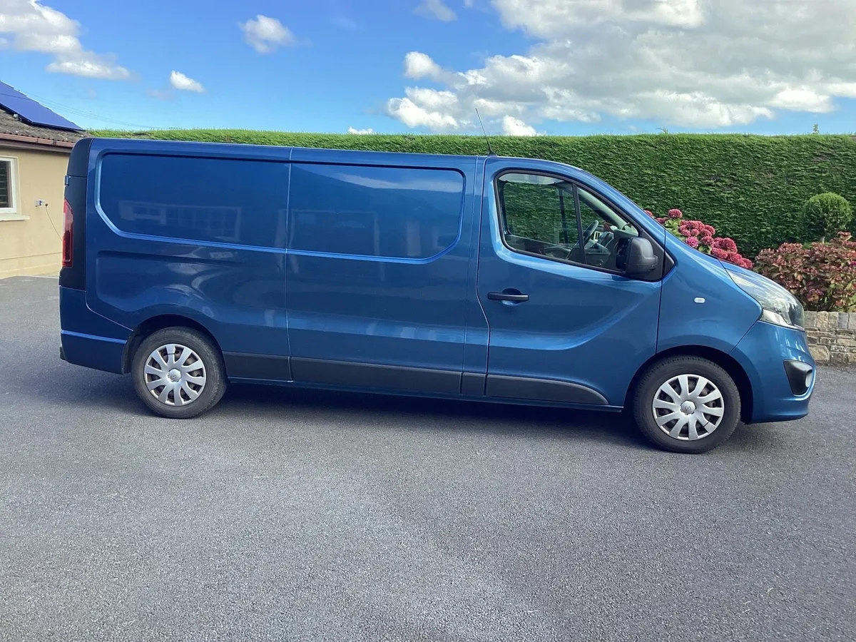 Van - Image 3