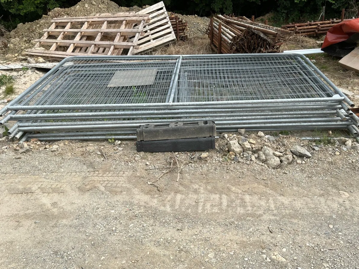 Harris Site Fencing - Image 2