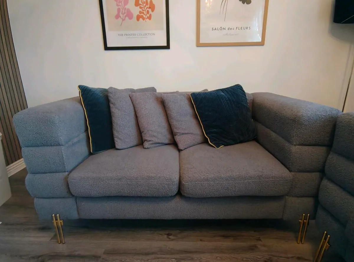 3+2 Teddy sofas On hold - Image 2