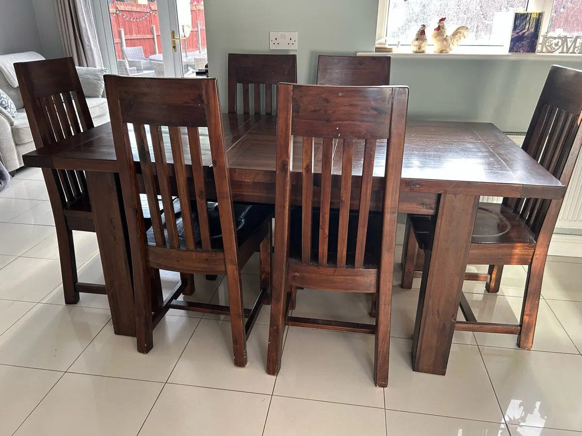 Dining table (Extendable) with 6 chairs - Image 4