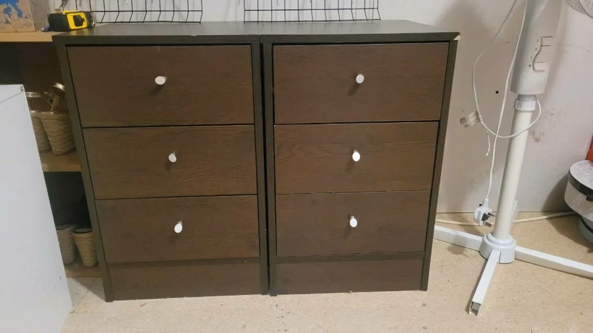 Bedside cabinets - Image 1