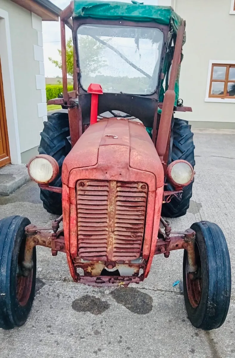 Massey Ferguson 35 - Image 1
