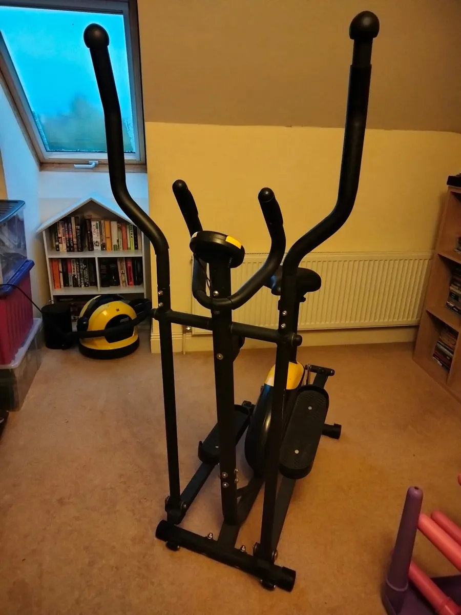 Exercise bike - Image 1