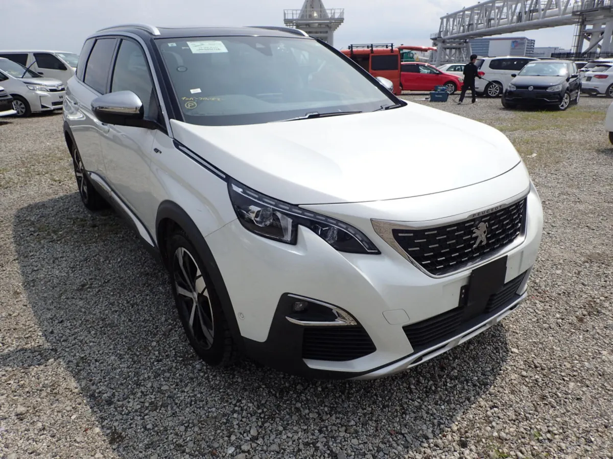 PEUGEOT 5008 2.0HDI GT-LINE 7 SEATER AUTOMATIC - Image 1