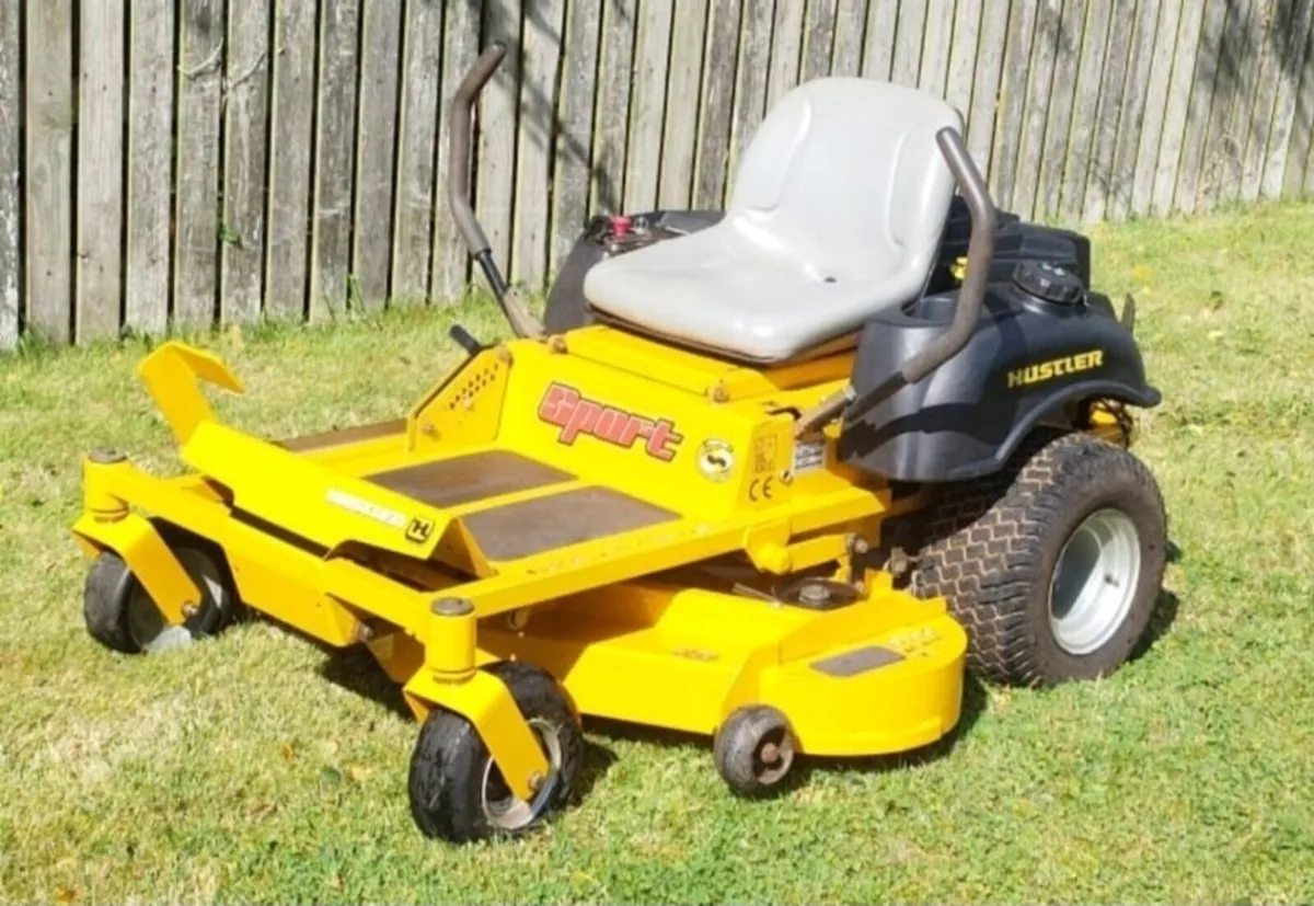48" 22hp Hustler zero turn - Image 3