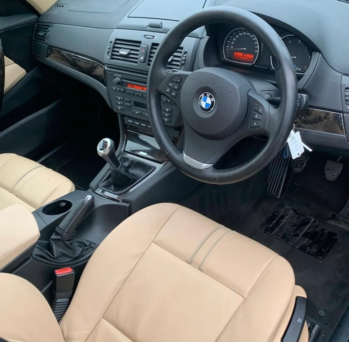 Car - Image 2