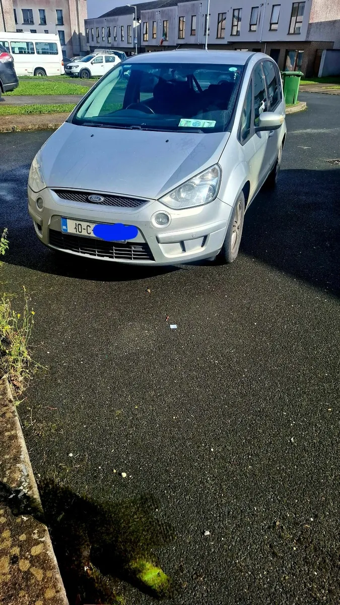 Ford S-Max 2010 - Image 4
