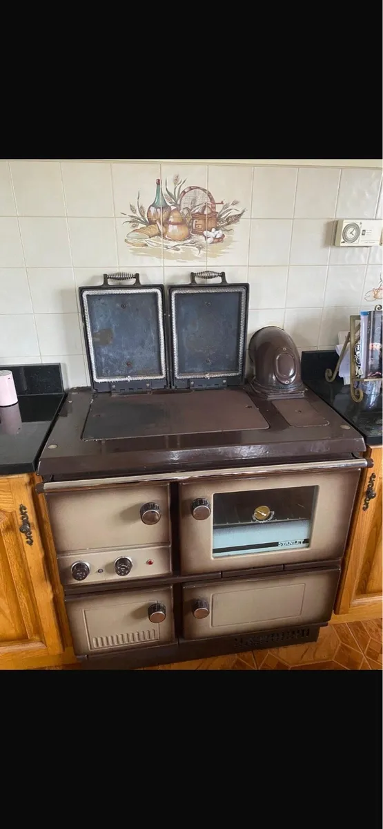 Oil fired Stanley superstar range - Image 1