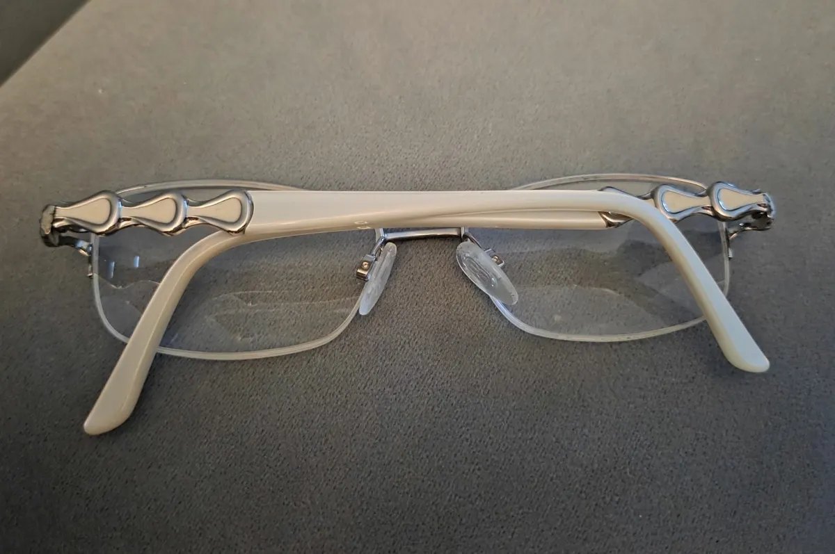 Glasses - Image 4