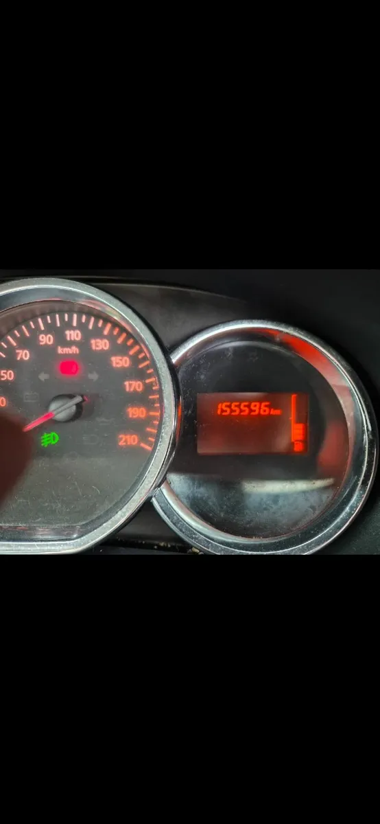Nct today,only 95mls,1 owner from new,€190tax - Image 3