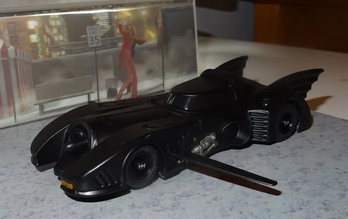 Bat Mobile - Batman Returns - Image 2