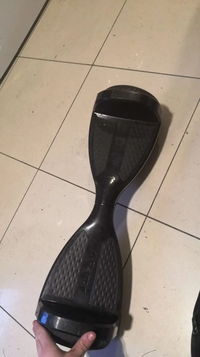 Hovertrax Razor Hoverboard - Image 1