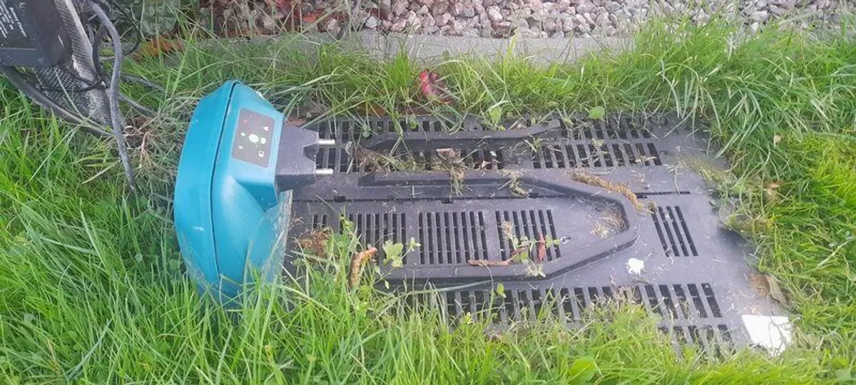 Robotic lawnmower - Image 4