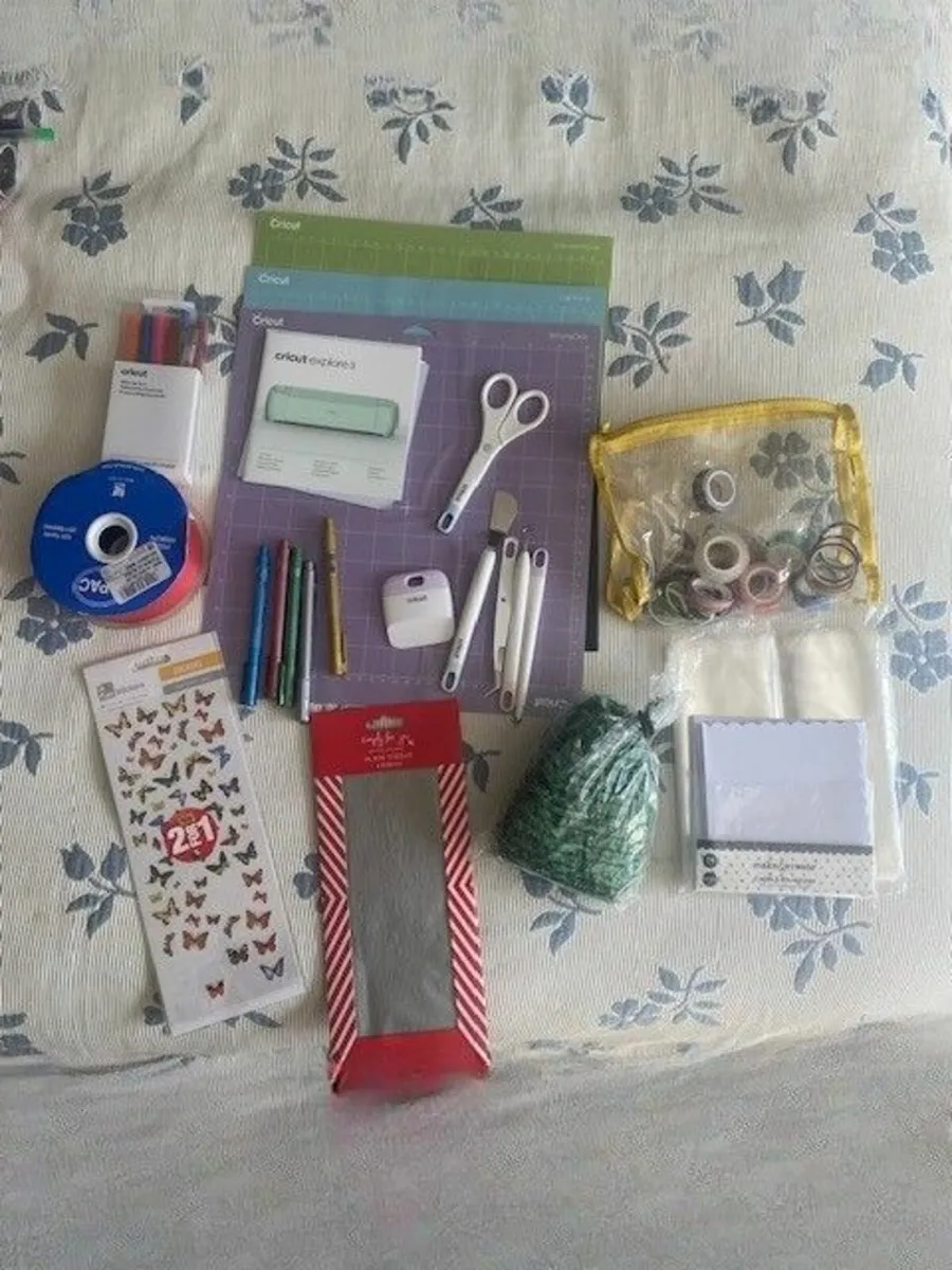 Cricut Explorer 3 Starter Set - Image 4