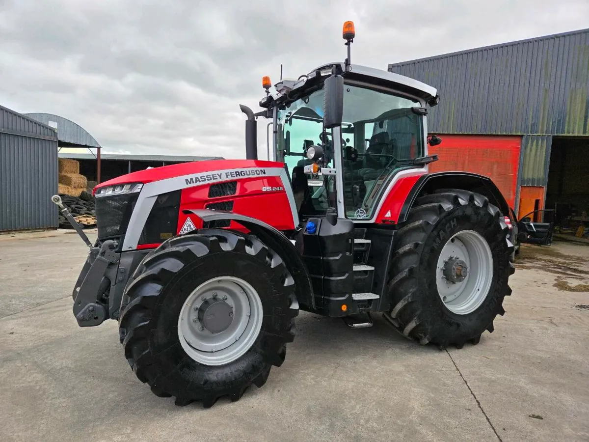 ****Massey Ferguson 8S.245 Dyna VT **** - Image 1
