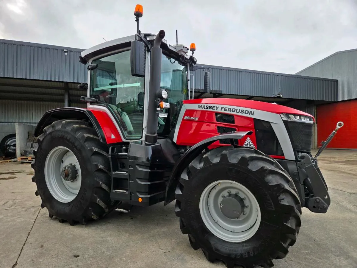 ****Massey Ferguson 8S.245 Dyna VT **** - Image 2