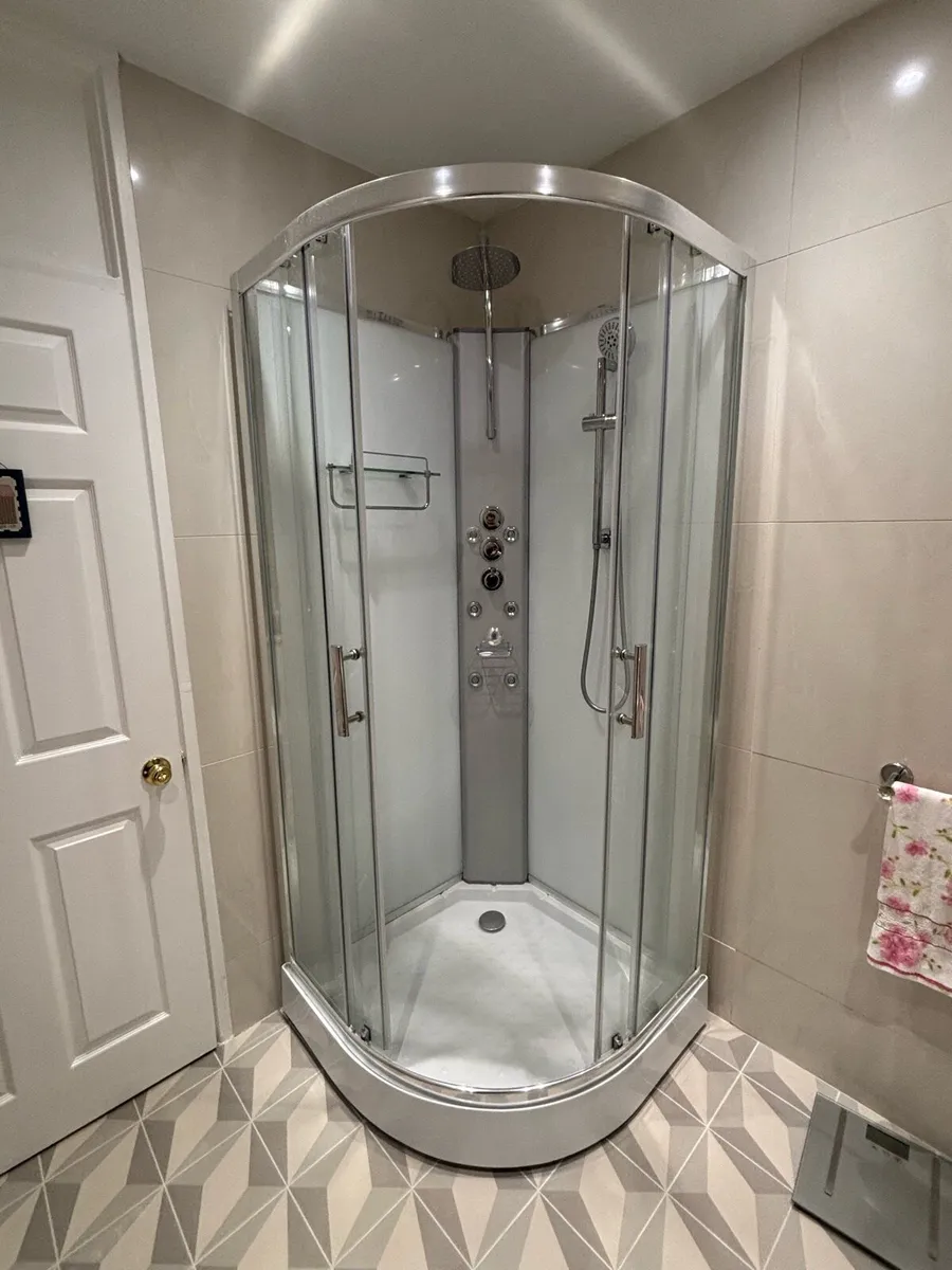 Vidalux Pure 900x900 Hydro Massage Shower Cabin - Image 2